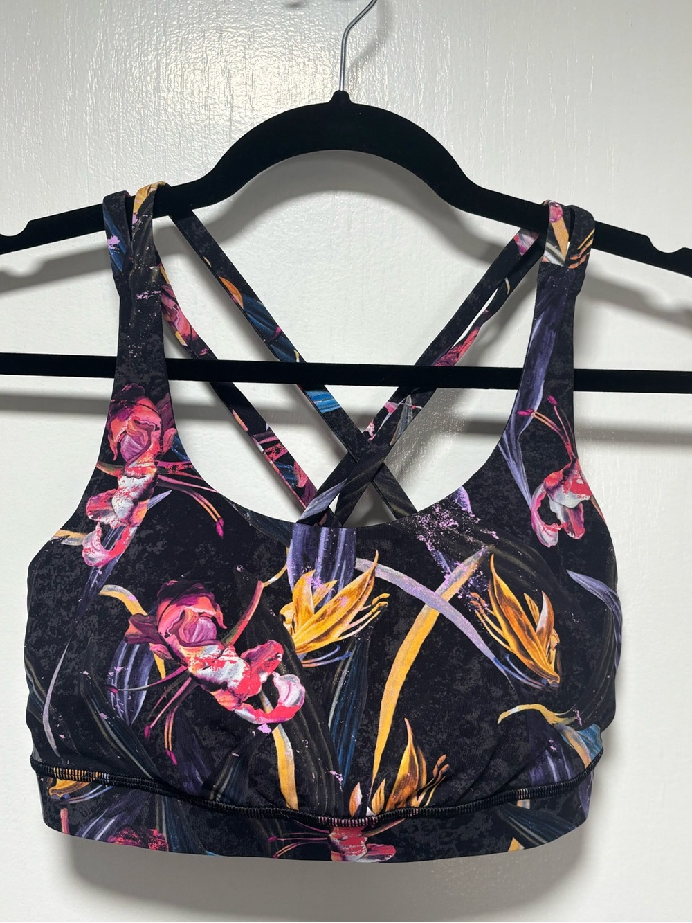 Lululemon Energy Bra in the Veiled Floral size 10
